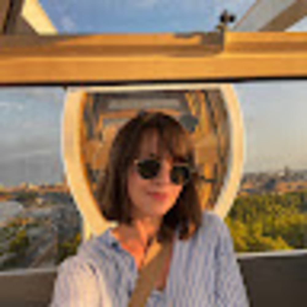 Meet your Posher, Milena